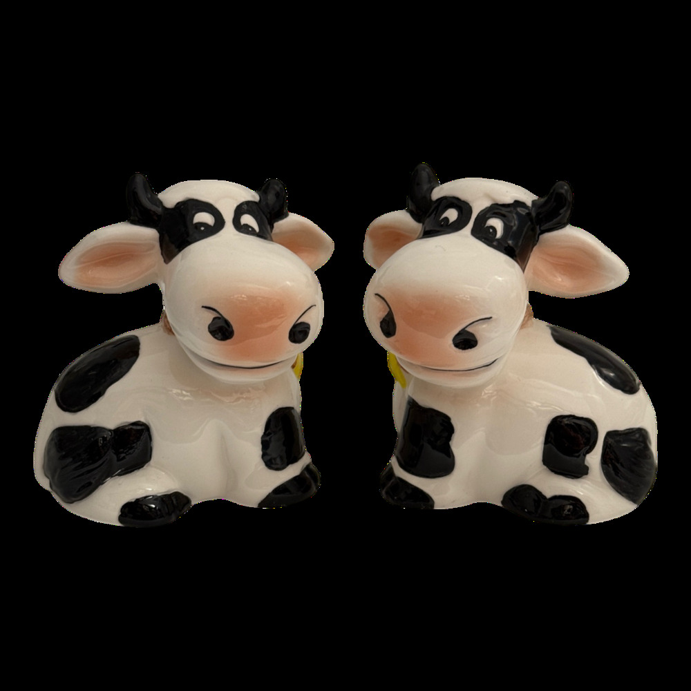 Vtg Anthropomorphic Black White Cow Salt Pepper Shaker Set Ceramic Japan Kitsch